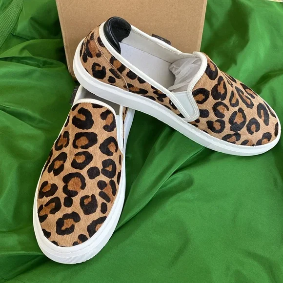 NIB UGG Alameda Spotty Slip On Leopard Shoes - Picture 3 of 12